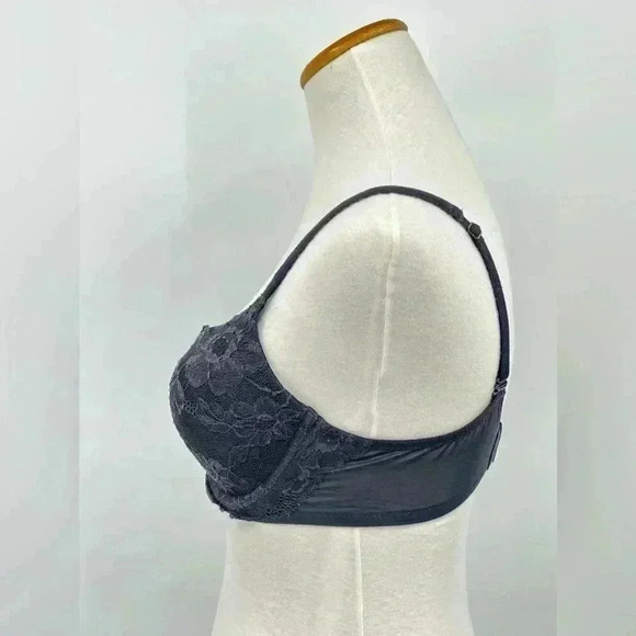 Victoria's Secret Body by Victoria Black Lace Bra 34D - Picture 2 of 6